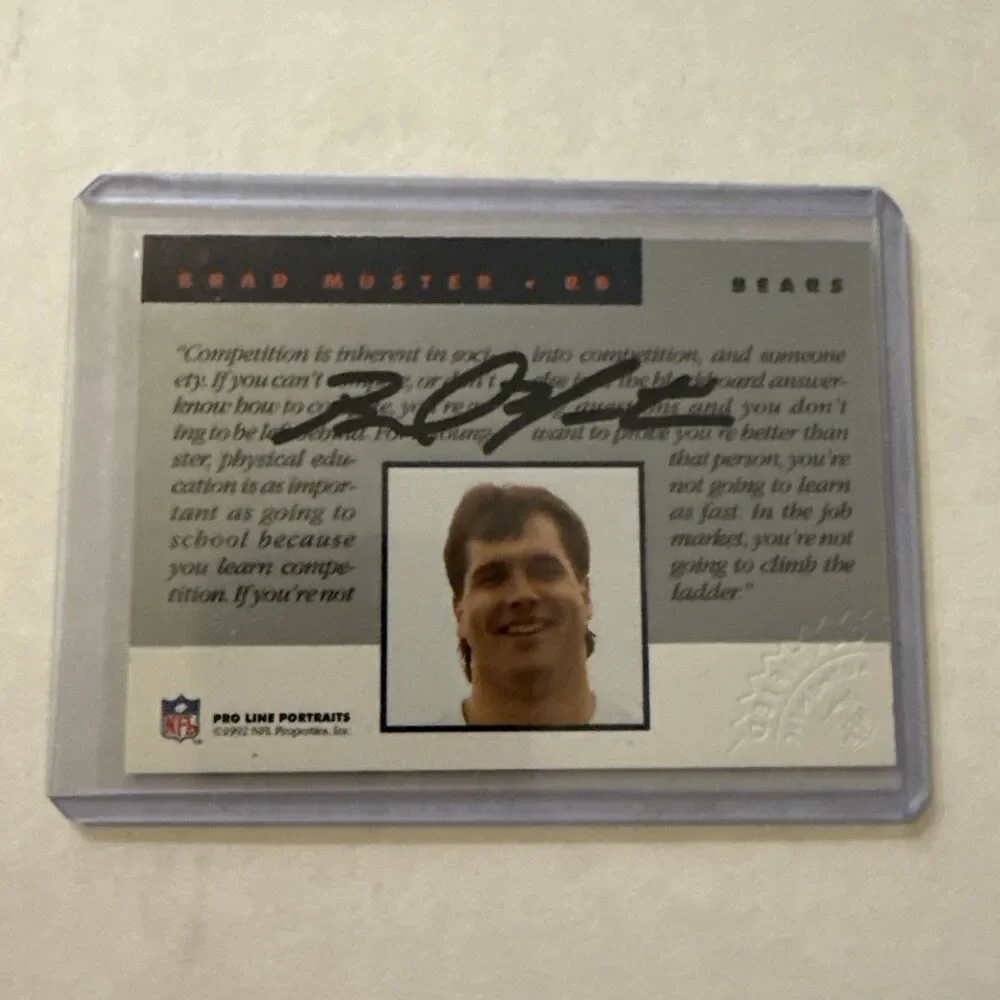 1992 Pro Line Portraits - Autographs Brad Muster (AU) Chicago Bears
